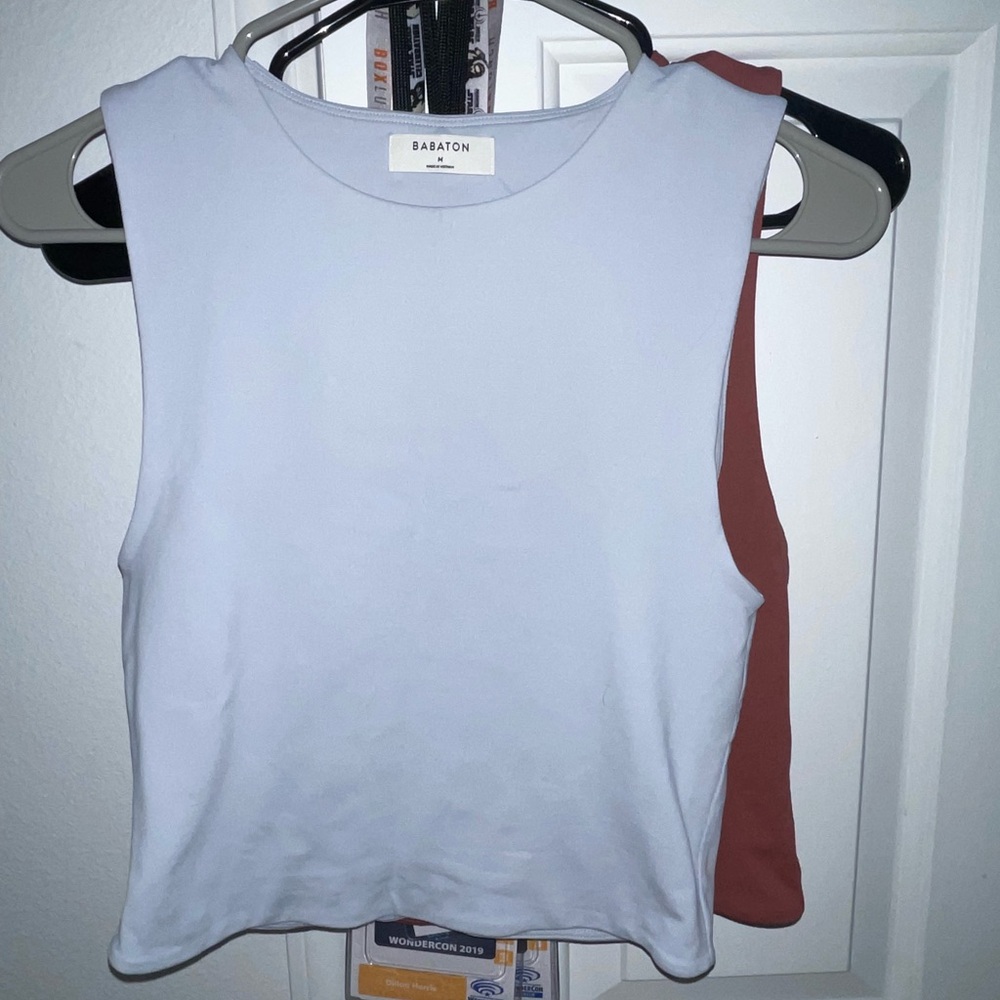 Aritzia countour top light blue size m